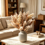 bouquet fleurs séchées naturel rustique beige doré feuilles épis décoration intérieure vase blancextérieur exposition