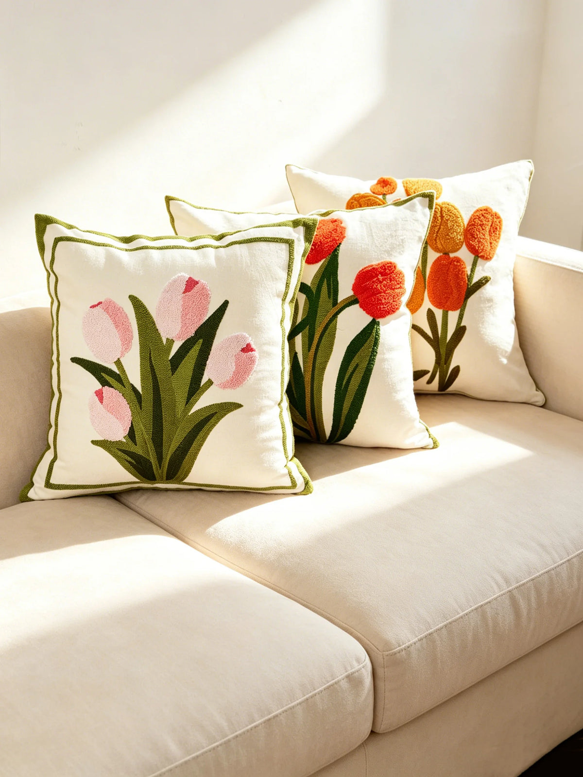 housse coussin brodée tulipes fleurs décoratives lit salon chambre polyester