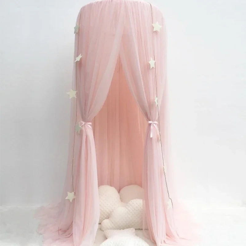 rideau lit bébé tulle étoiles dorées rose blanc transparent chambre décoration romantique