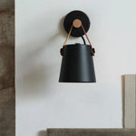 lampe murale moderne minimaliste abatjour conique sangles cuir éclairage chambre salon cuisine industriel fixée