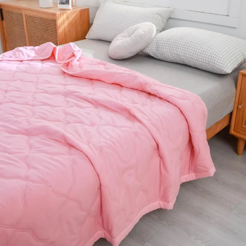 couverture matelassée légère motif géométrique rose clair moderne chambre d'été confortable respirante