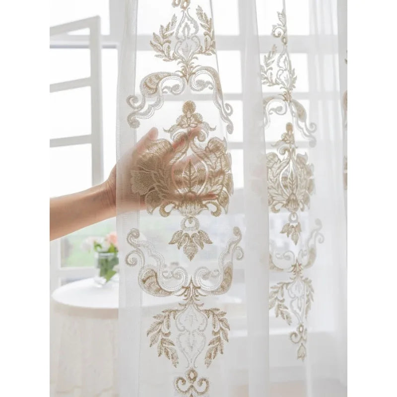 rideau blanc brodé floral transparent maison moderne tulle inclusionpaque