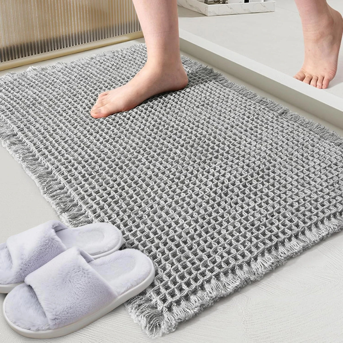tapis bain gris clair moderne antidérapant absorbant bordure frisée géométrique PVC respectueux environnement 43cmx61cm