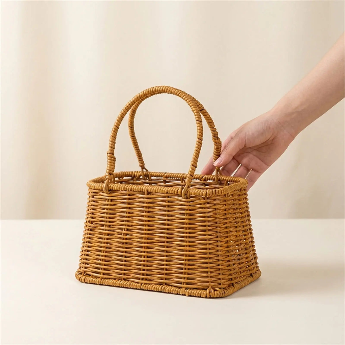 panier tressé marron clair rose rangement stockage bohème minimaliste respectueux environnement multifonctionnel
