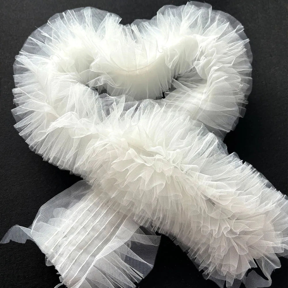 ruban tulle plissé rose clair blanc rouge bleu clair noir décoratif festif résistant clips