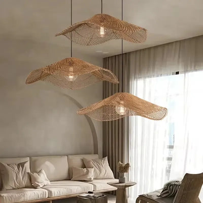Lampe suspendue en rotin rétro couleur blanche suspendue au plafond
