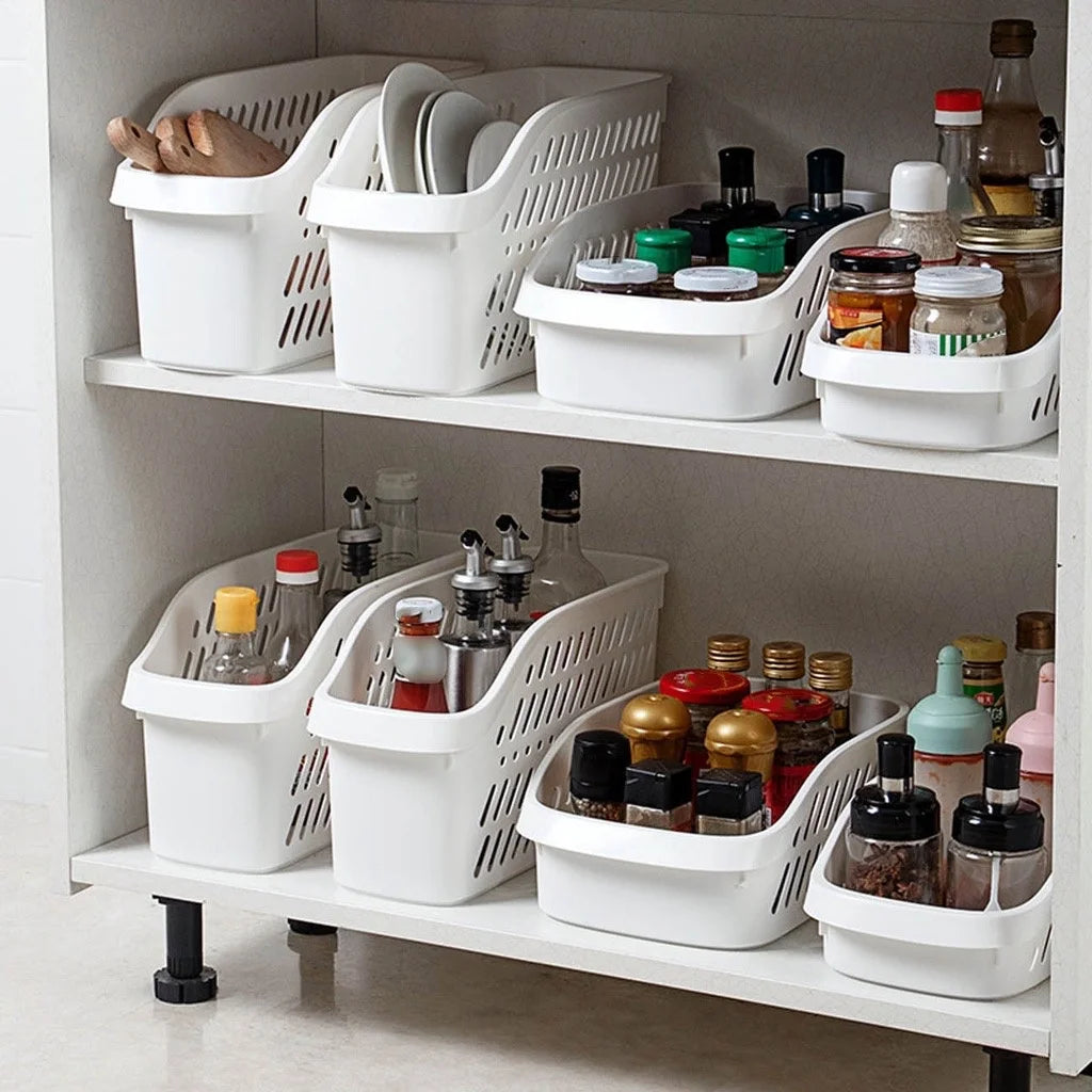 boîtes rangement plastique blancs ajourés moderne sous évier fruits légumes produits d'entretien rechargeables