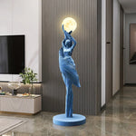 statue femme lune lampadaire moderne résine blanc noir bleu marron ondulé led minimaliste