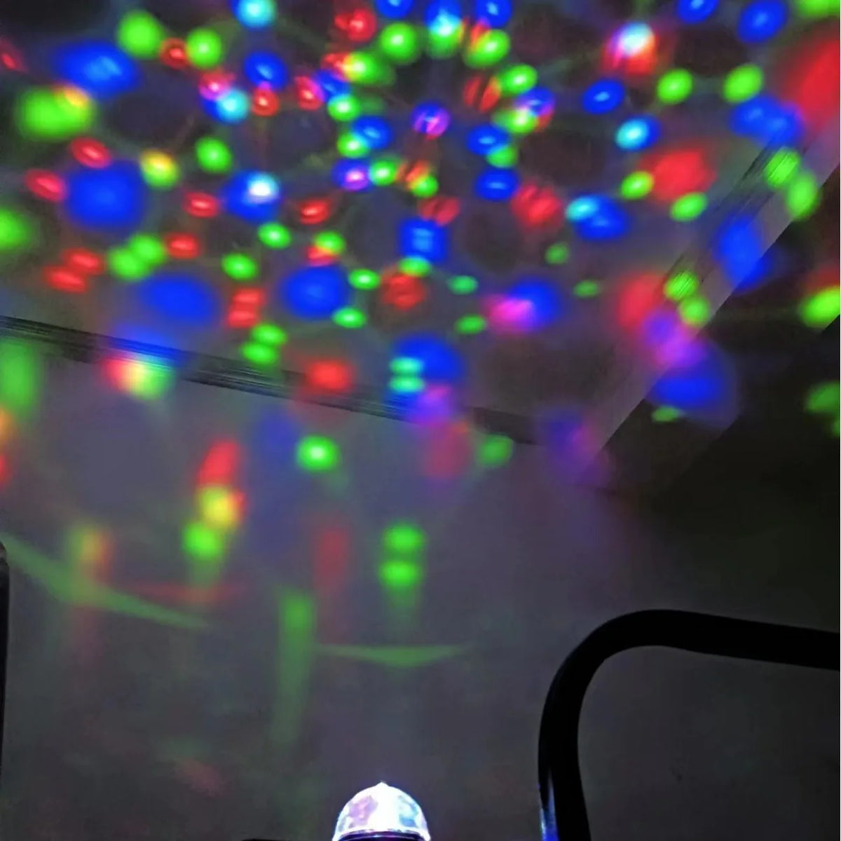 projecteur étoiles lune effet lumière décorative ambiance nocturne globes colorés USB alimentation festive chambre
