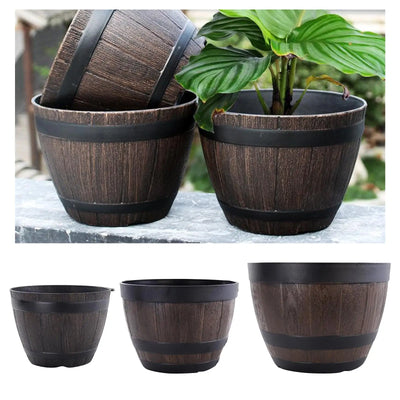 Pot de fleur en baril résine style rétro blanc sur table en bois