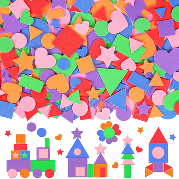 sticker géométrique mousse adhésif créatif enfantin 600 pièces formes rouges verts bleus violet orange