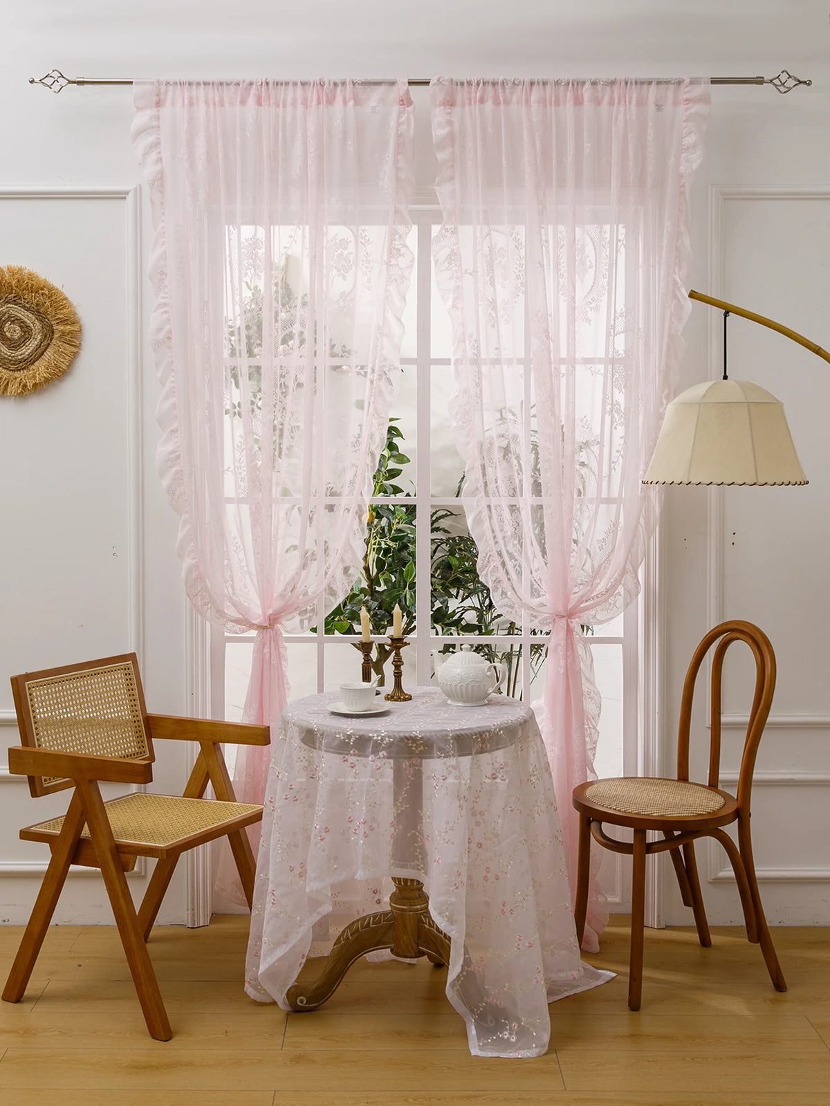 rideau rose broderie florale transparent classique salon chambre coucher décoration maison
