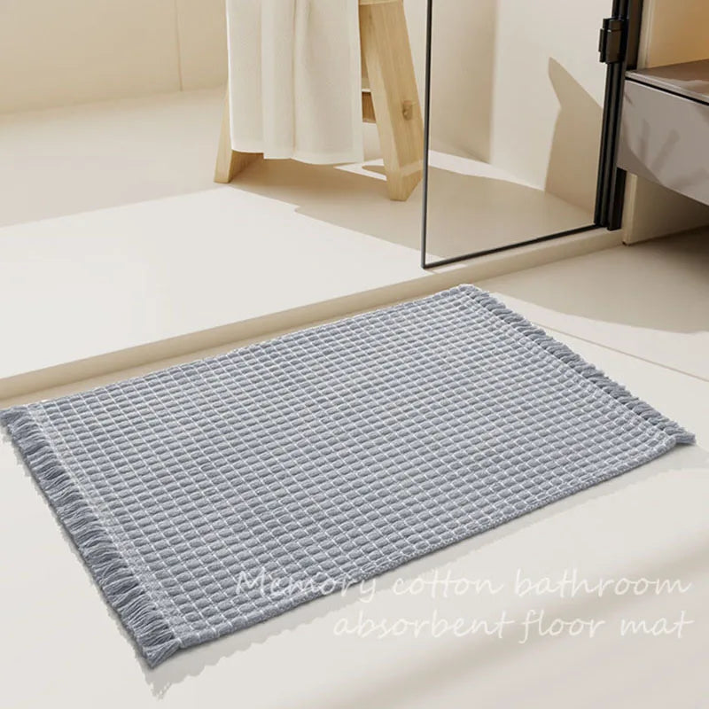 tapis bain beige noir gris clair tissé franges antidérapant résistant décoloration moderne confortable sol