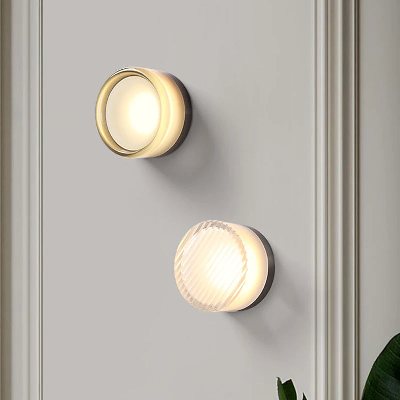 lampe murale moderne vert blanc jaune doré rayures verticales adhésive éclairage quotidien chambre salon