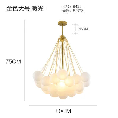Suspension lumineuse moderne boules sphériques opaques chaînes métalliques blanc salon chambre
