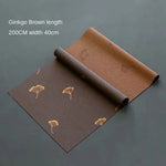 serviette table classique feuilles d'érable dorées vert foncé beige marron traditionnelle tasses thé plateau