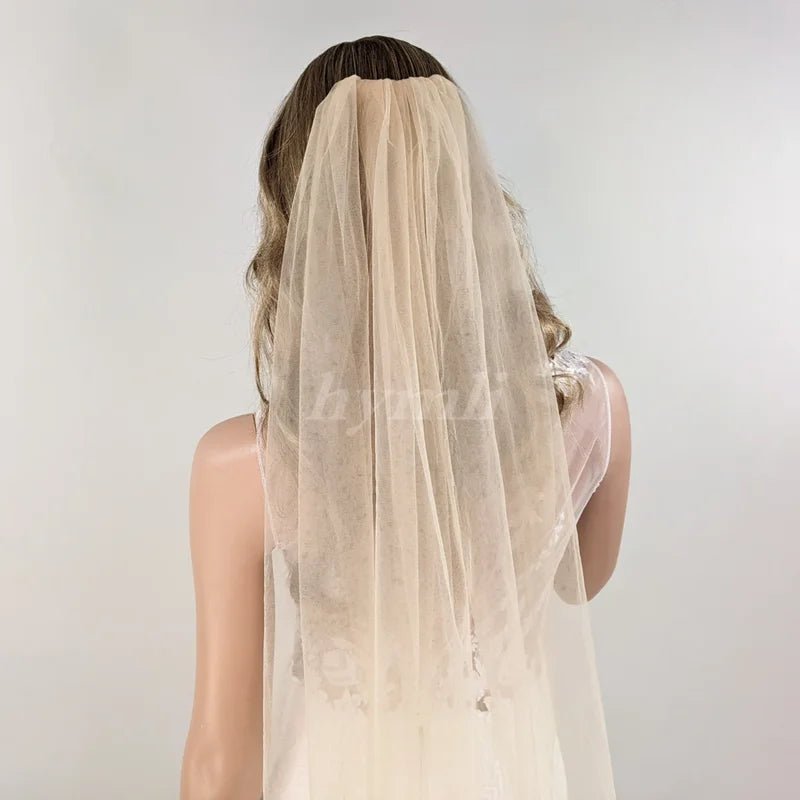 voile mariée classique broderie florale beige clair translucide clips métalliques femme unmarried adult single