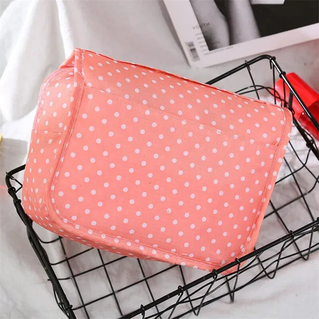 sac toilette voyage crochet suspension poignée rangement cosmétiques salle bain