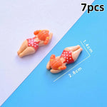 figurines résine personnes allongées peau claire vêtements colorés rayures pois léopard cartoon bijoux diy