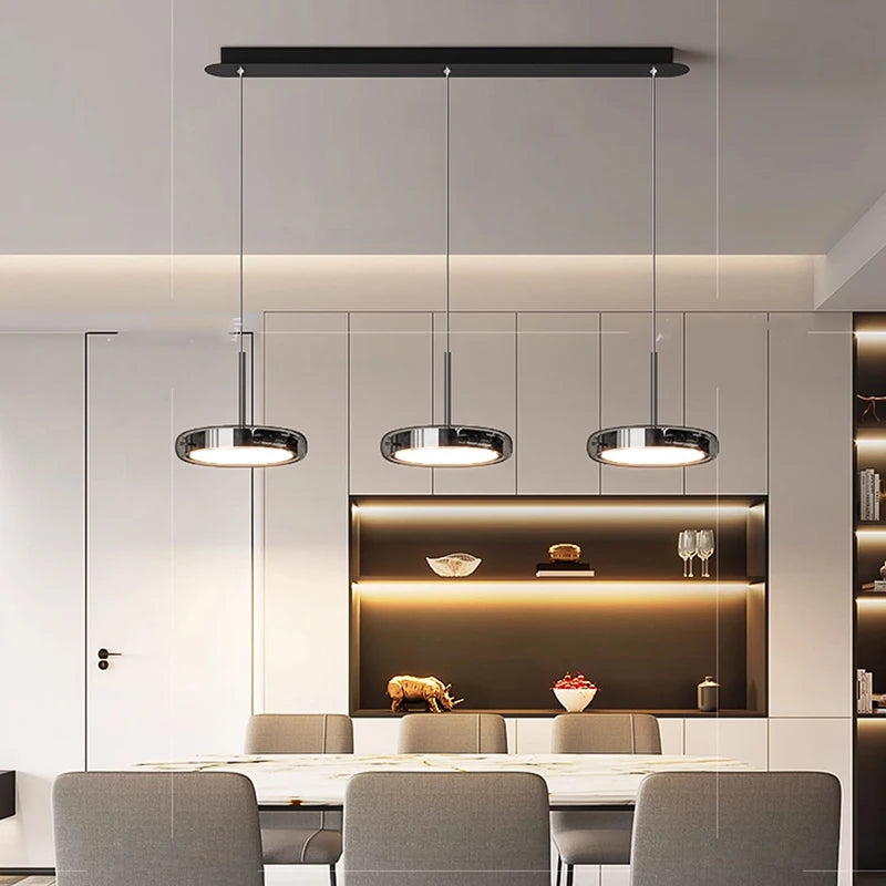 suspension lumineuse moderne plusieurs lampes noir argenté base câbles métalliques abat jour opaques minimaliste