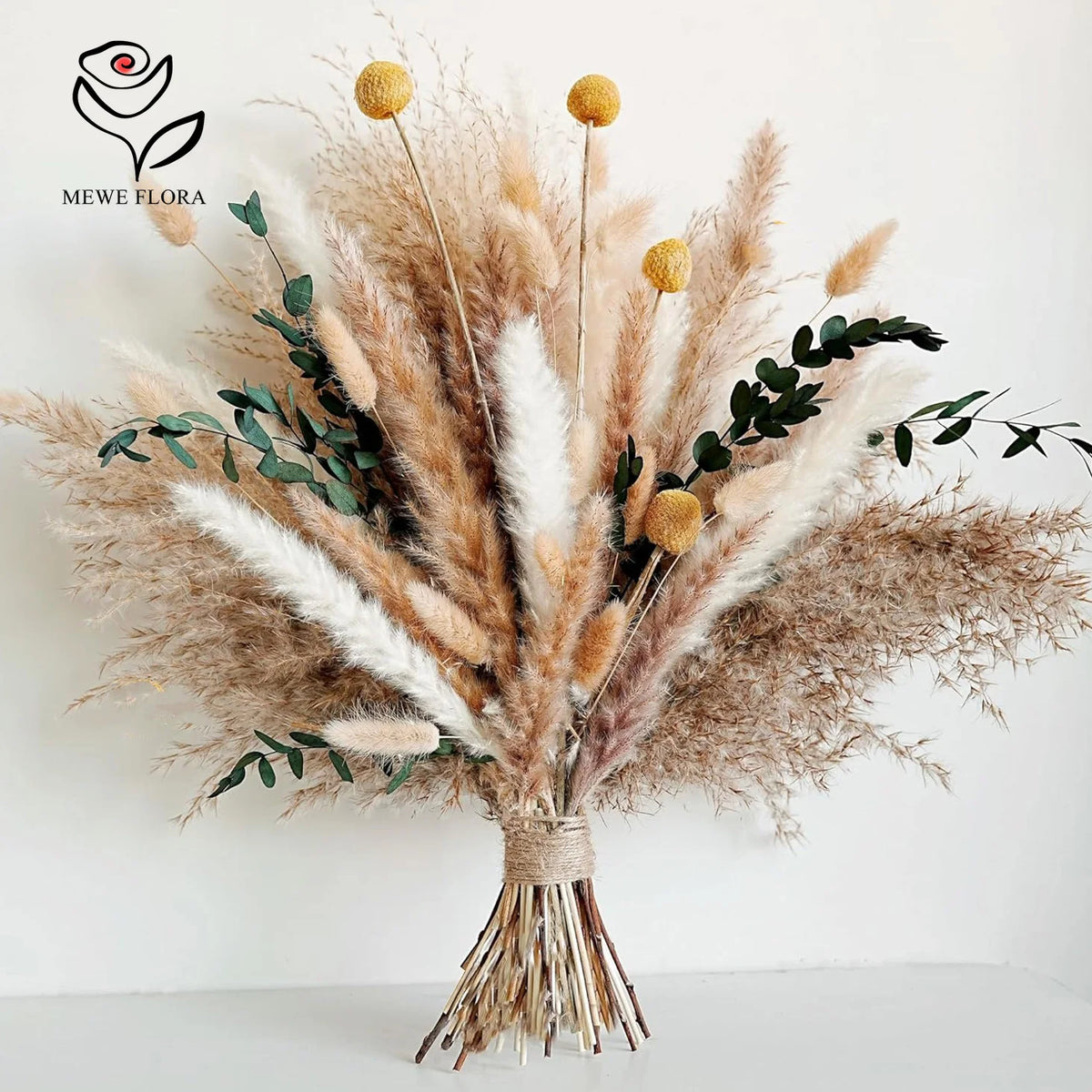 bouquet fleurs séchées pampa plumes vertes intérieur décoration naturelle rustique anniversaire mariage