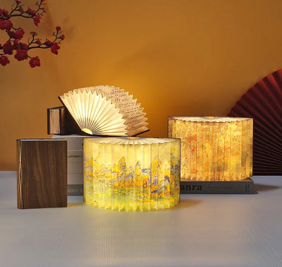 Lampe de bureau livre pliable en bois avec lumière chaude