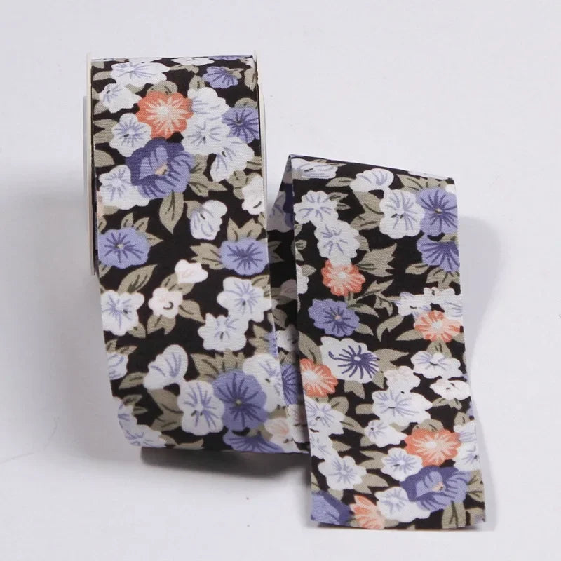 rubans polyester double face fleurs colorées noir blanc rose bleu opaques décoration adhésifs matériaux