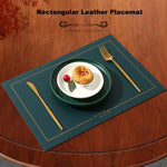 Set de table en cuir PU rectangulaire bleu sur une table à manger moderne