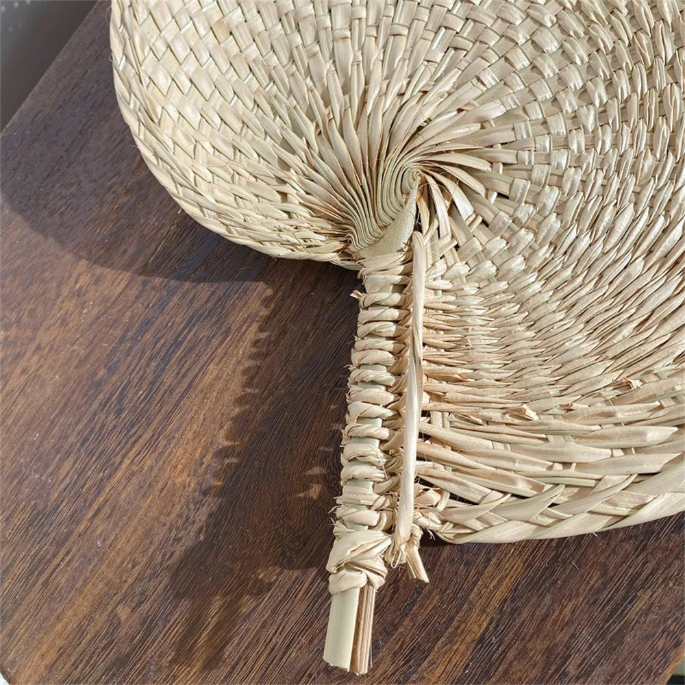 Éventail artisanal pour décoration de mariage rustique