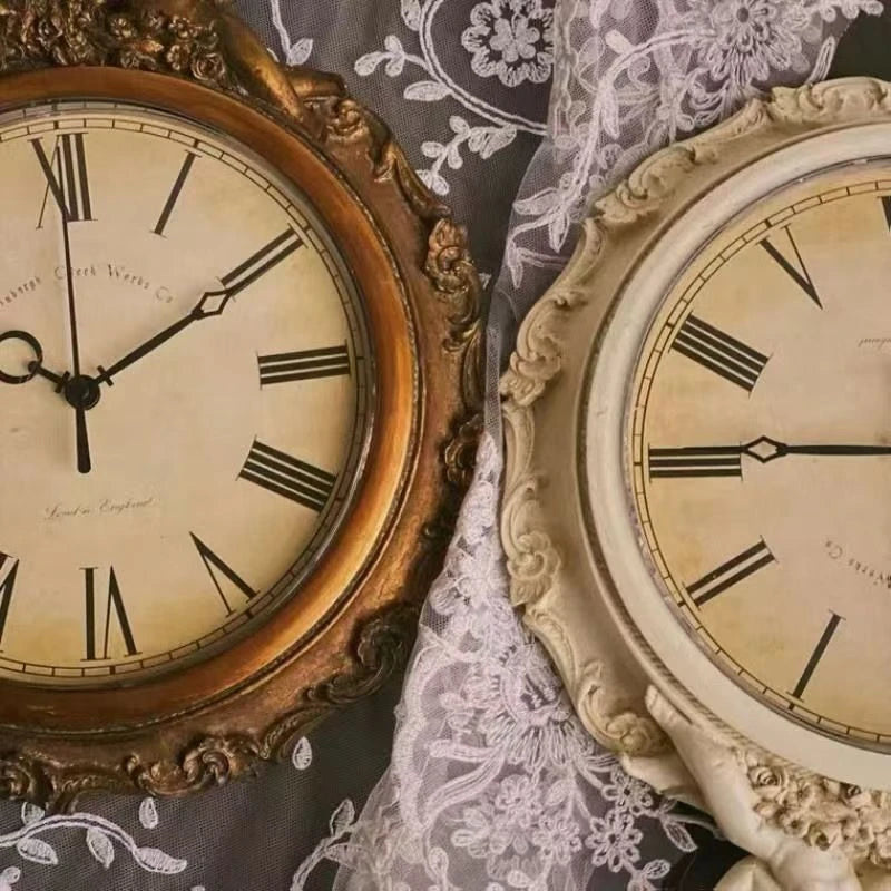horloge murale résine vintage or ange décorations romantique volutes chambre salon