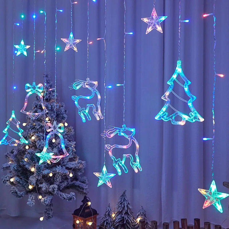 Guirlande lumineuse décorant un intérieur pour Noël