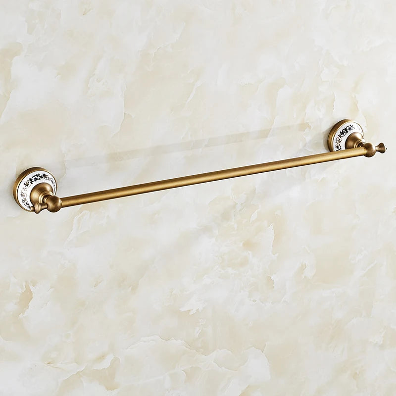 accessoires salle bain or motif floral classique porte serviettes brosse toilette porte sèche cheveux
