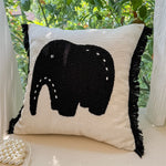 taies d'oreiller animaux motif moderne polyester blanc noir franges cheval gorille élphant decoration canape