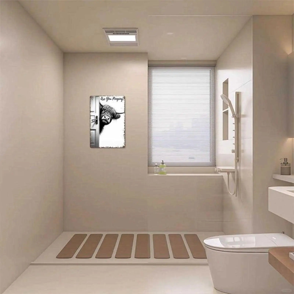 panneau decoratif metal vache highland rustique humoristique fond gris entrouverture toilettess
