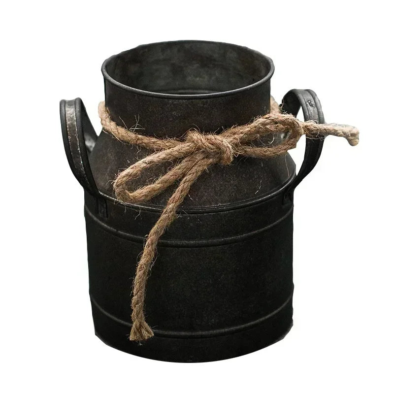 vase rustique fleurs séchées pot cruche lait décorations intérieures extérieures vintage matériaux métal aspect