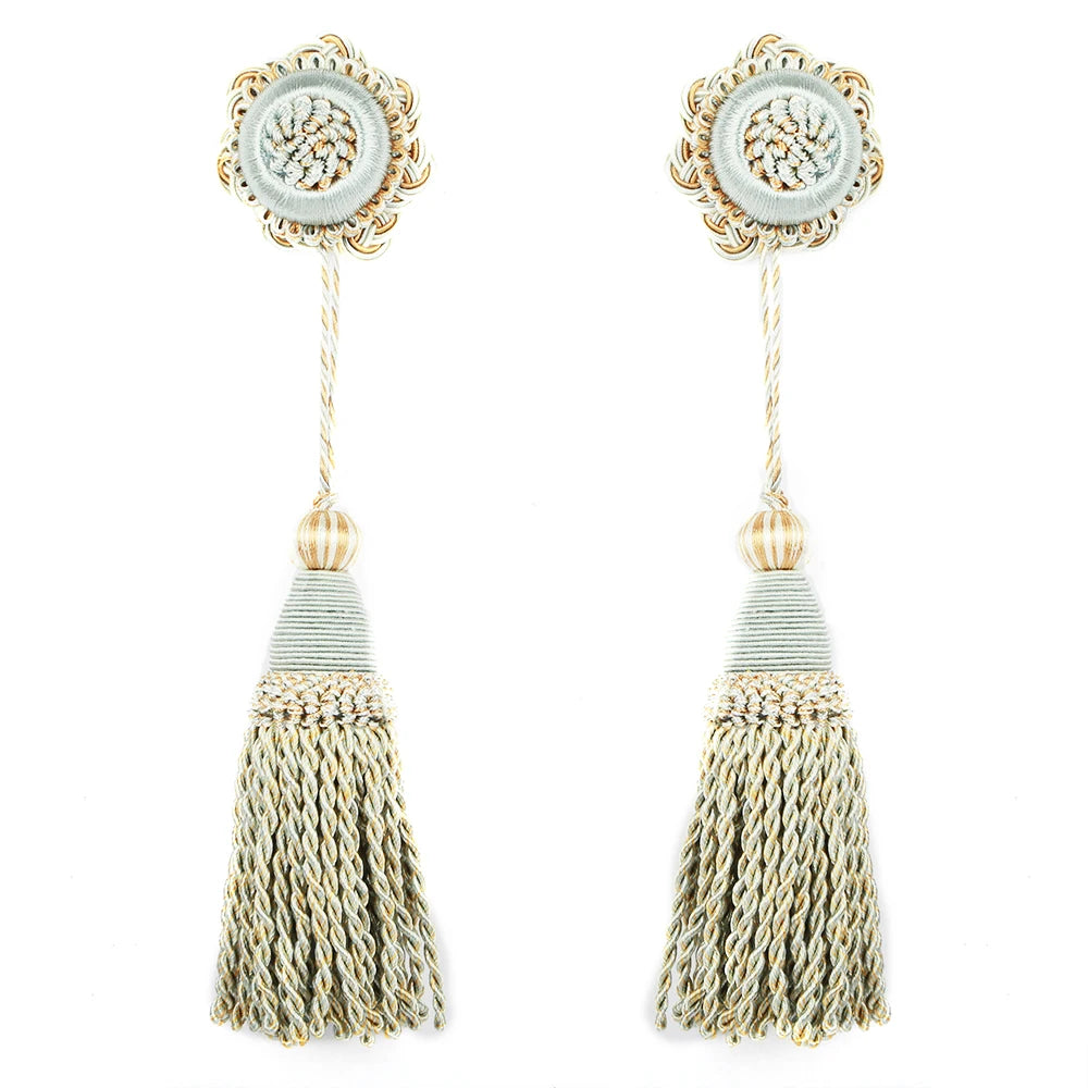 pompons rideau dorés tissés noeuds traditionnels fixations accessoires décoration intérieure textiles maison