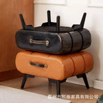 pouf cuir marron vert orange moderne vintage boutons carrés pieds noirs