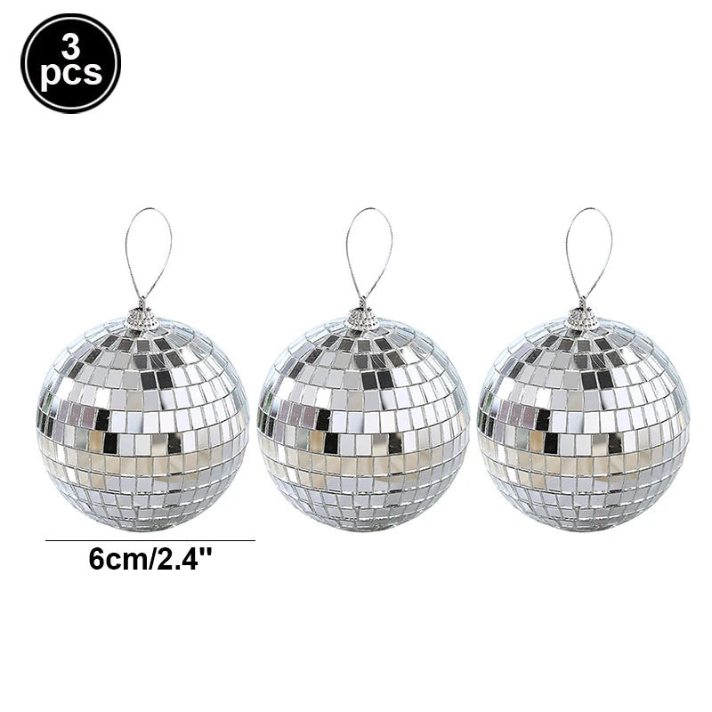 décoration fête disco boules miroirs nappes géométriques argentées dorées turquoises noires