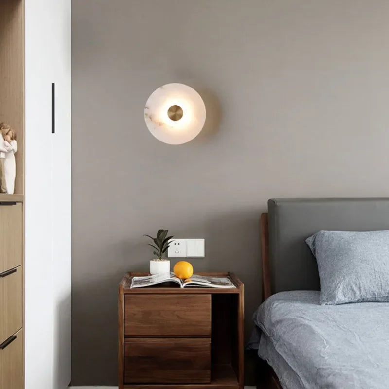 Installation murale de l'applique LED moderne