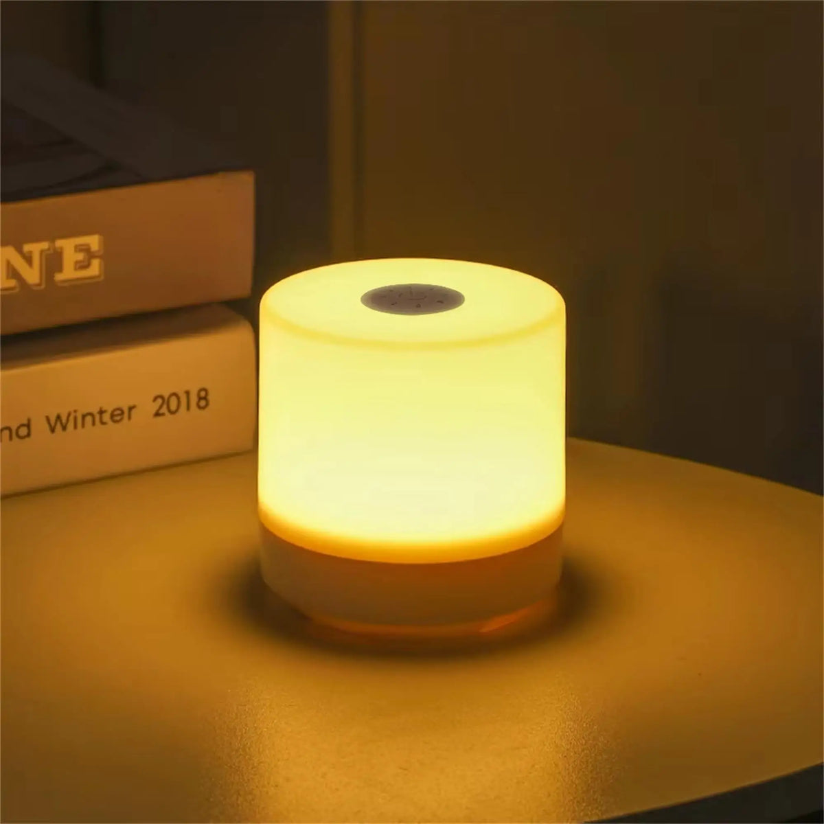 lampe table rechargeable led blanc moderne mat trois couleurs réglable usb