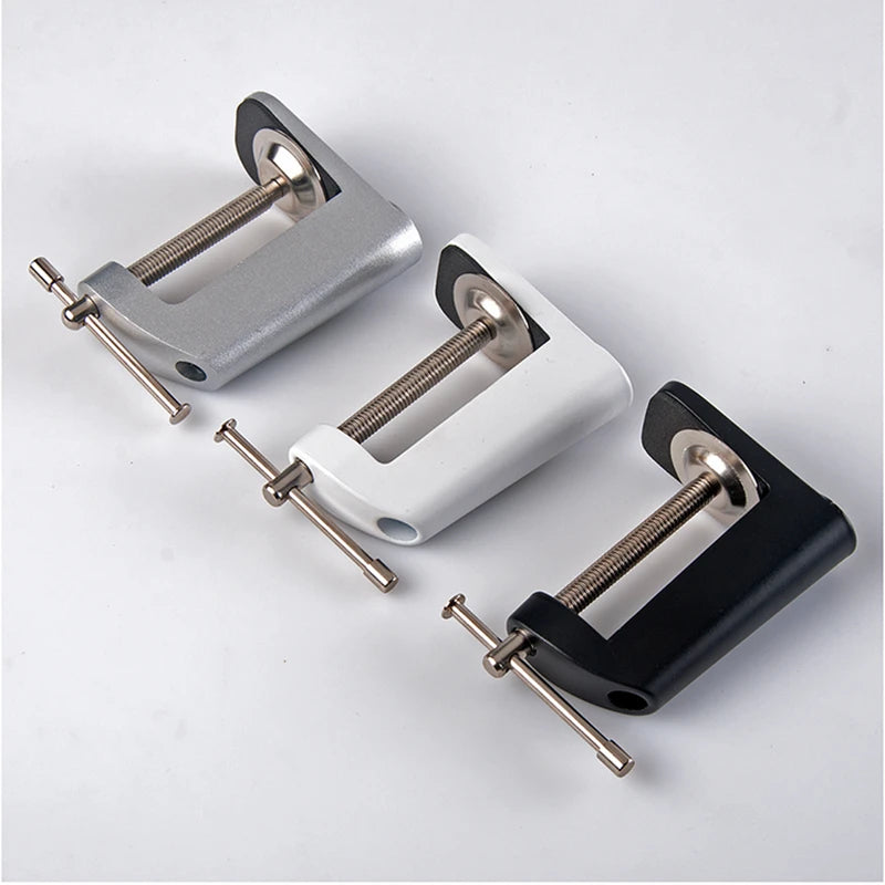pinces modernes matériaux fer plastique finition chrome noir blanche vis serrage