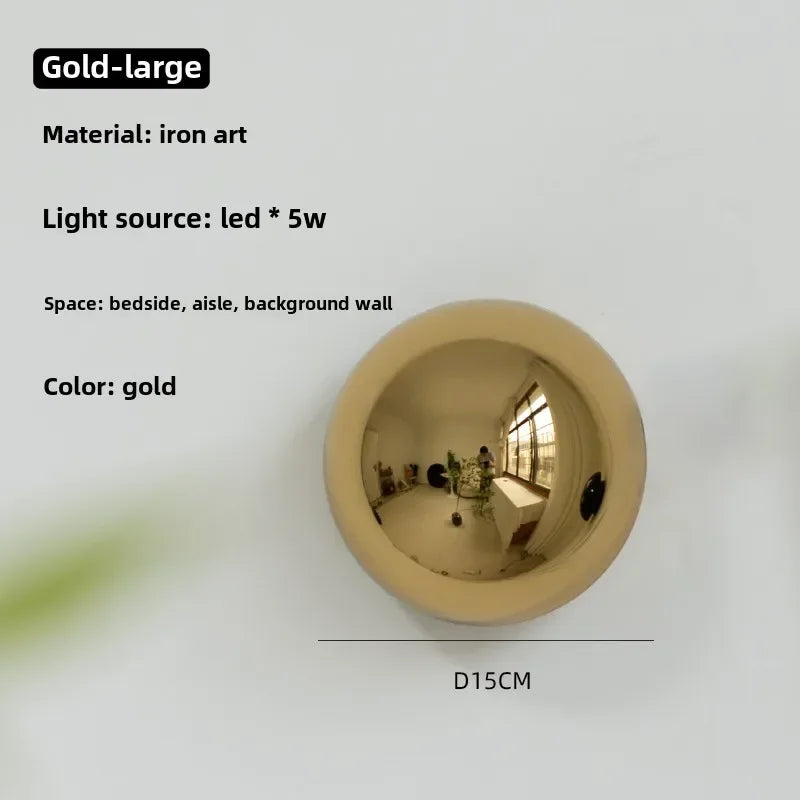 lampe led sphère lumineuse moderne minimaliste argentée dorée noire brillante opaque adhésif