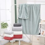serviettes bain microfibre séchage rapide motif zigzag couleurs gris blanc rouge moderne absorption élevée