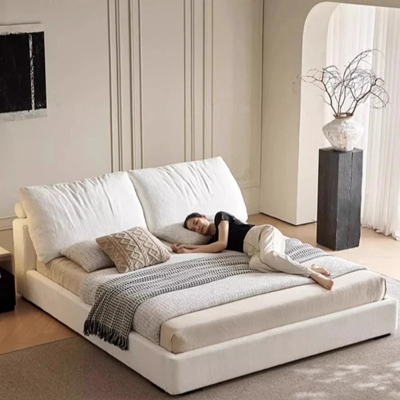 lit moderne minimaliste 168cm 180cm beige clair uni pieds noirs chambre master meubles qualité