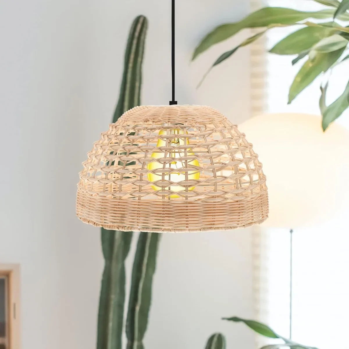 lampe suspendue moderne rotin naturel beige ampoule filament motifs géométriques rustique cordelette facile
