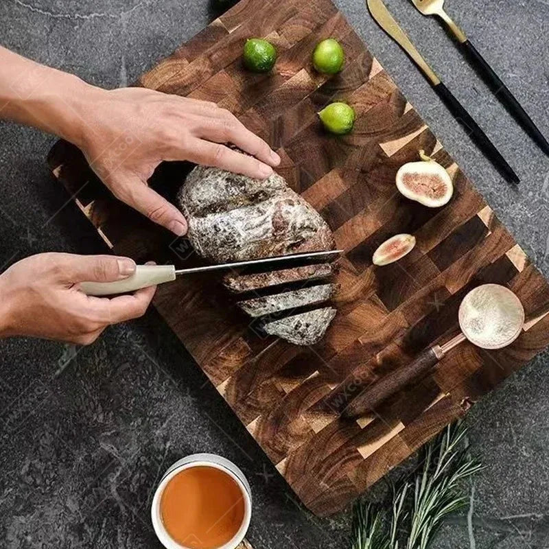 planche découper bois marron carreaux moderne double face légumes viandes kitchen chopping board