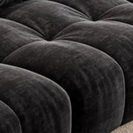 canapé d'angle noir velours moderne pieds bois coussins