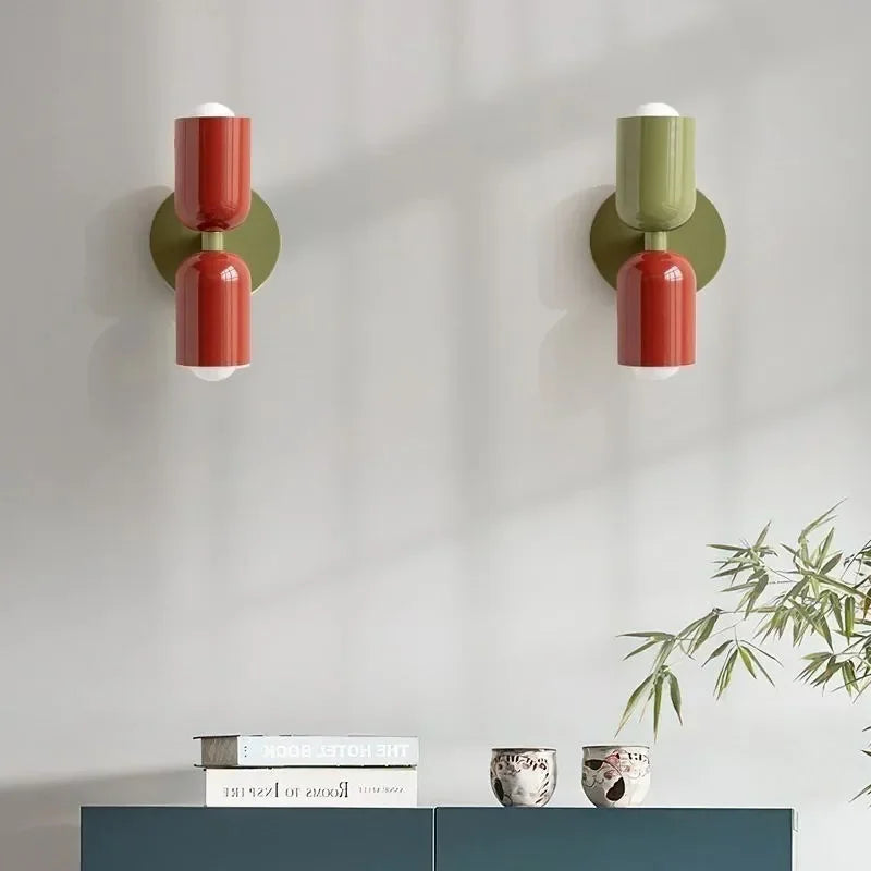 lampe murale moderne rouge vert olive beige deux sources LED flux 60 249V 90