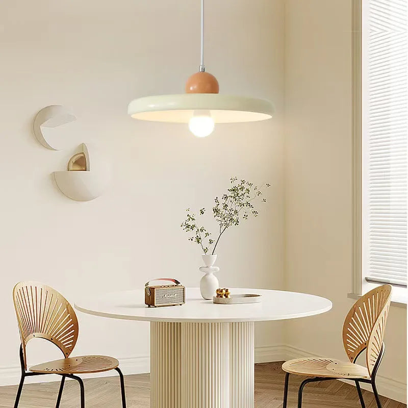 suspension lumineuse moderne blanc ronde pendentif protection ip20 flux lumineux 249 2000 volts 90