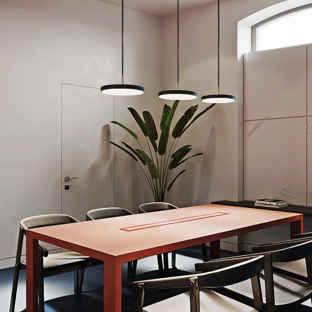 suspension lumineuse ronde moderne minimaliste aluminium blanc noir bleu salon cuisine chambre
